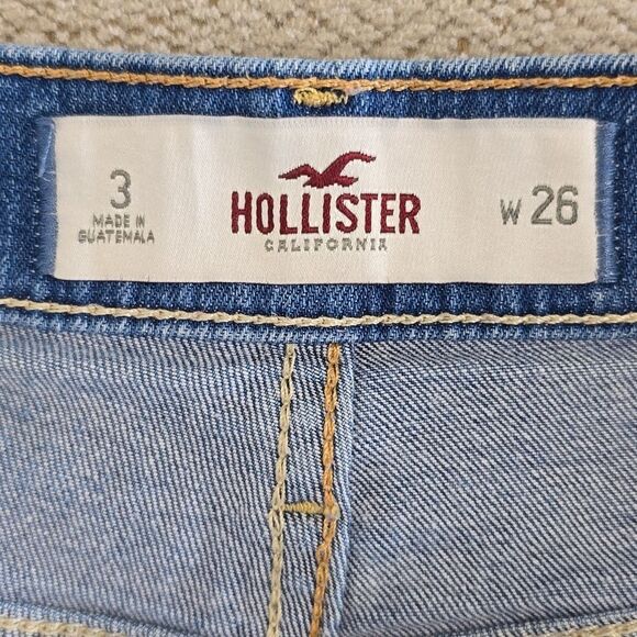 Hollister High Rise Distressed Shorts - Size 3/26 - Picture 3 of 12